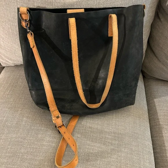 Able Black and Tan Shoulder Bag - Picture 4 of 5